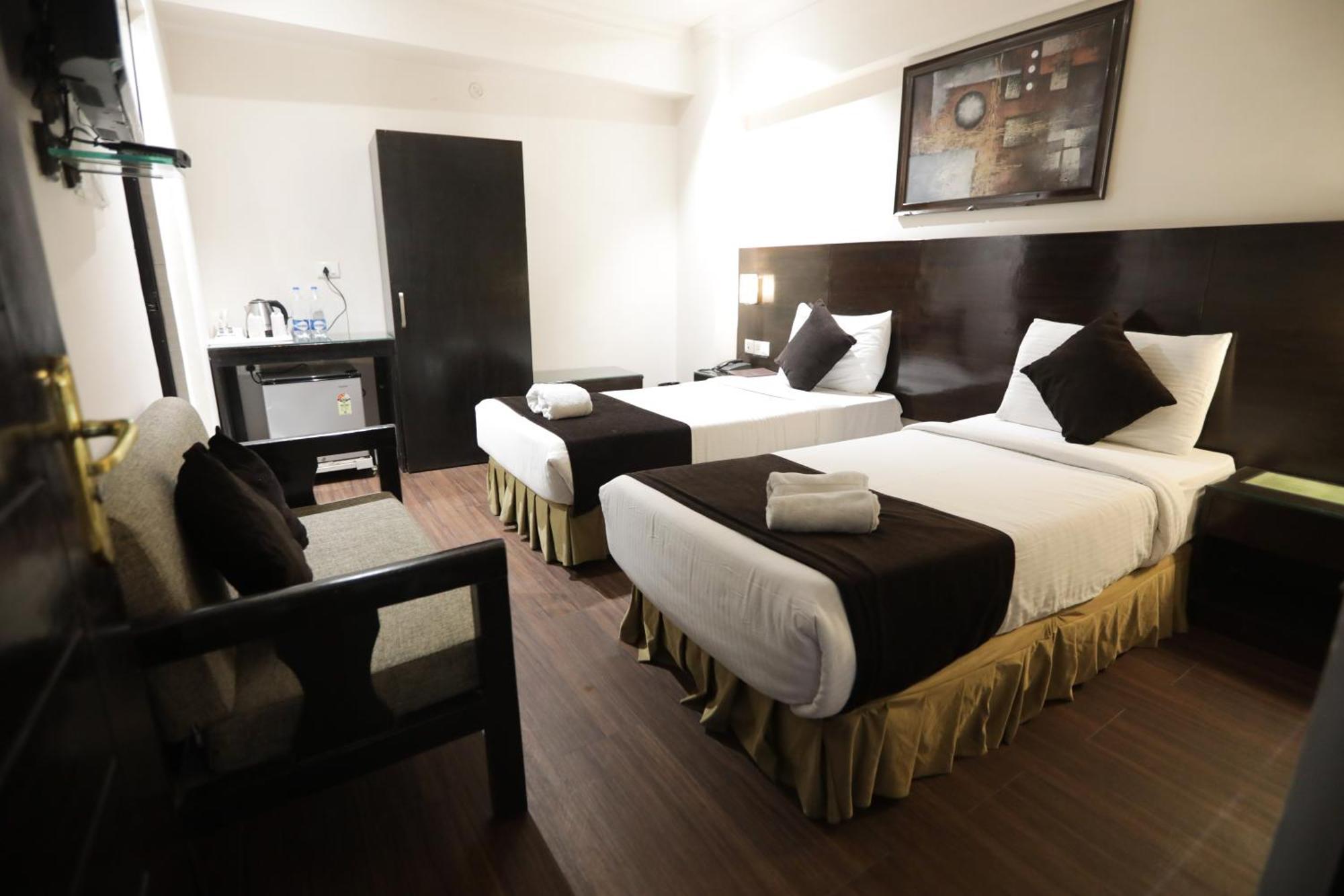 Anr Hotels Lucknow Exterior foto