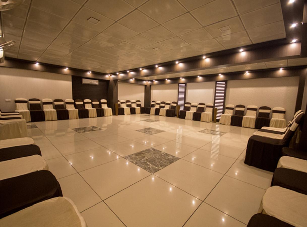 Anr Hotels Lucknow Exterior foto
